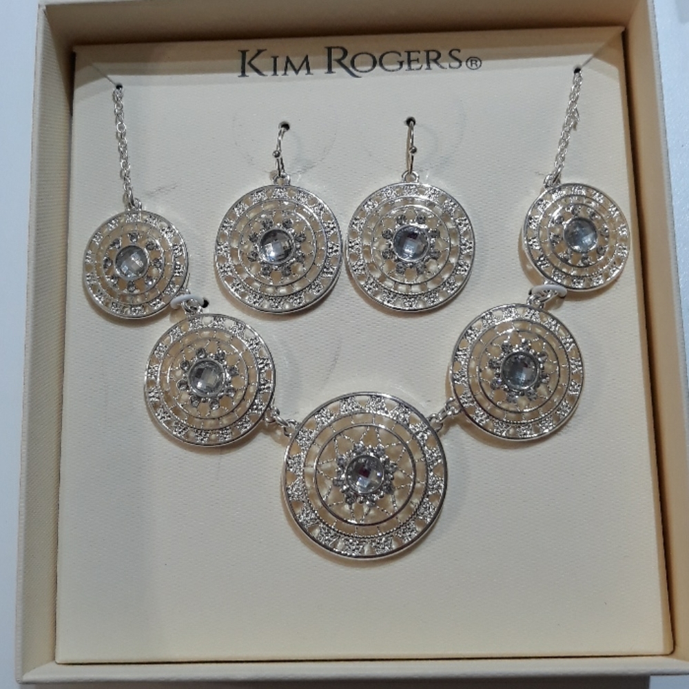 Kim Rogers Necklace and Earrings set